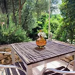 Entre & Maquis, L'ame De La Corse En De Charme Avec Jacuzzi, Proche Ajaccio Apartment