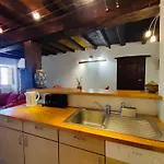 Résidence A Casa Vecchia De Charme Avec Jacuzzi Proche Ajaccio Appartement Peri