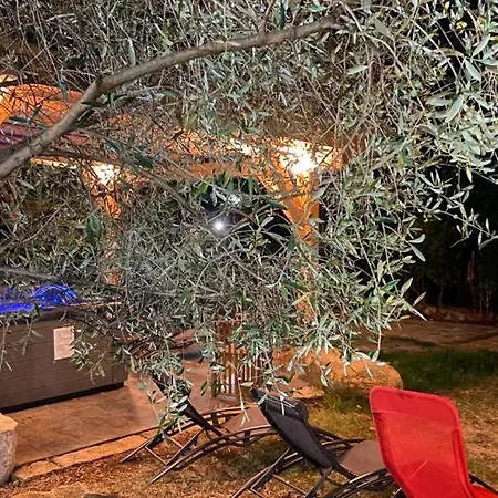 Entre & Maquis, L'ame De La Corse En De Charme Avec Jacuzzi, Proche Ajaccio * Peri