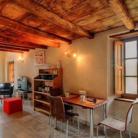 Apartment Entre & Maquis, L'ame De La Corse En De Charme Avec Jacuzzi, Proche Ajaccio *