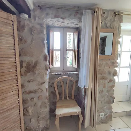 Apartment Entre & Maquis, L'ame De La Corse En De Charme Avec Jacuzzi, Proche Ajaccio