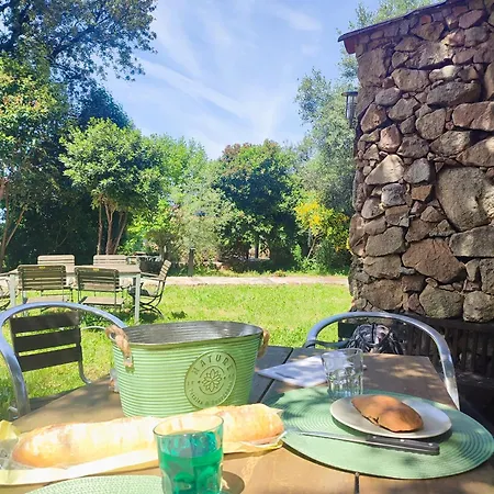 Apartmán Entre & Maquis, L'ame De La Corse En De Charme Avec Jacuzzi, Proche Ajaccio *