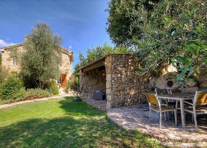 Entre & Maquis, L'ame De La Corse En De Charme Avec Jacuzzi, Proche Ajaccio *