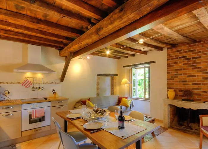 Appartamento Entre & Maquis, L'ame De La Corse En De Charme Avec Jacuzzi, Proche Ajaccio *