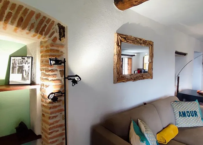 Entre & Maquis, L'ame De La Corse En De Charme Avec Jacuzzi, Proche Ajaccio Peri